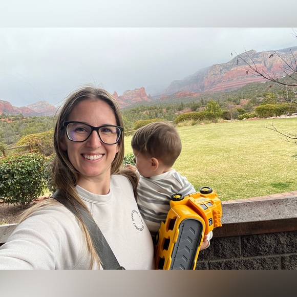 Meet your Posher, Jessie - Picture 2 of 2